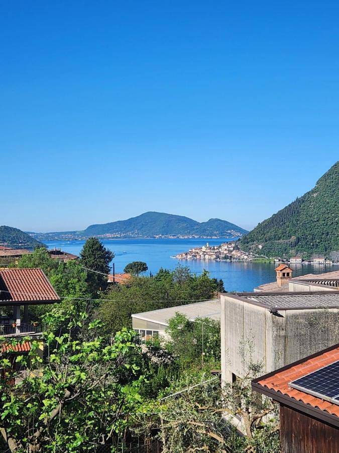 Ferienwohnung für 5 Personen, mit Garten und Pool sowie Seeblick - 1