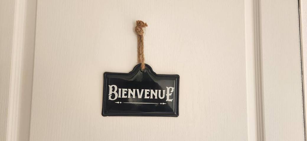 Location de vacances pour 4 personnes, avec terrasse à Pleaux - 2