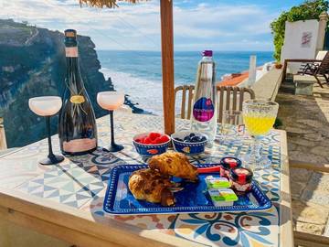 Gîte pour 4 personnes, avec vue et terrasse à Azenhas do Mar
