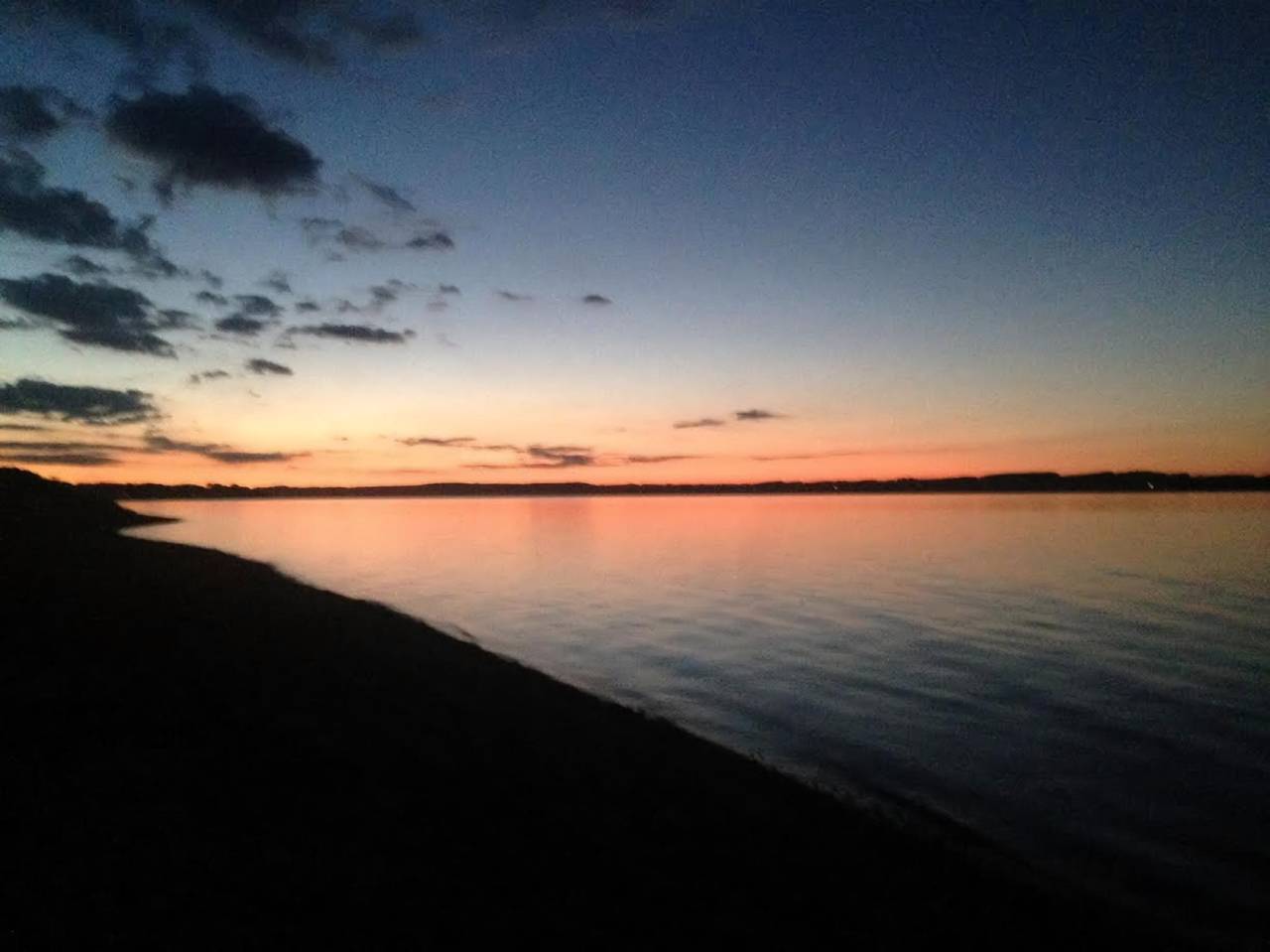 Vakantiehuis direct aan het strand met fjordzicht in Mørkholt, Børkop