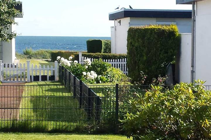 Ferienhaus für 3 Personen, mit Garten in Burgtiefe