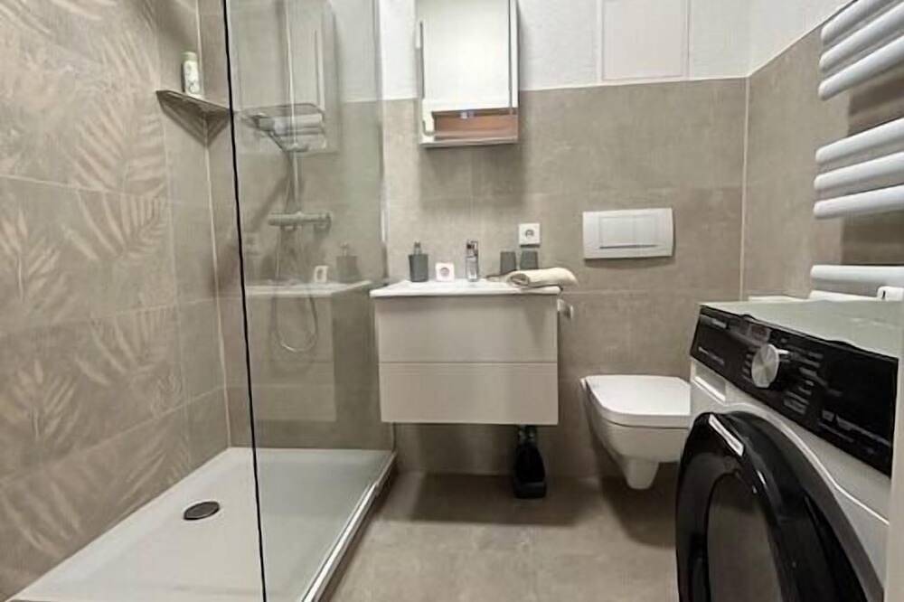 Ganze Wohnung, Ferienwohnung/App. für 2 Gäste mit 69m² in Bad Tabarz in Tabarz, Rennsteig