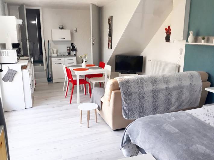 Ganzes Studio, Charmantes Studio in Saint-Apollinaire 30 m² mit Gemeinschaftspool in Saint-Apollinaire (Côte-d'Or), Dijon und Umgebung