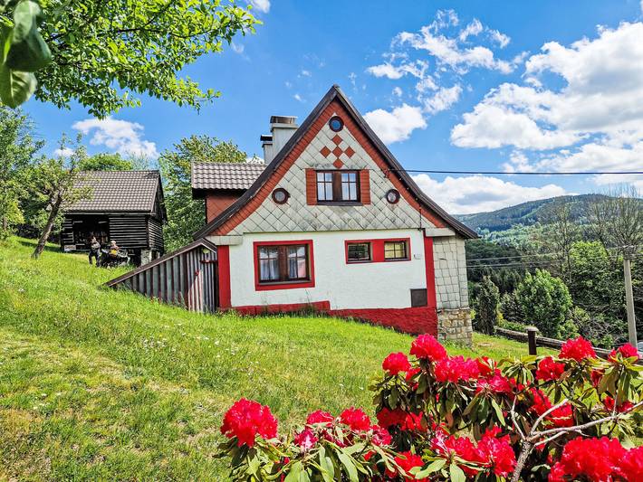 Ferienhaus für 9 Personen, mit Terrasse und Garten in Tanvald