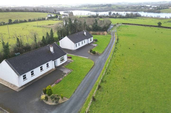 Log cabin for 7 people in County Cavan