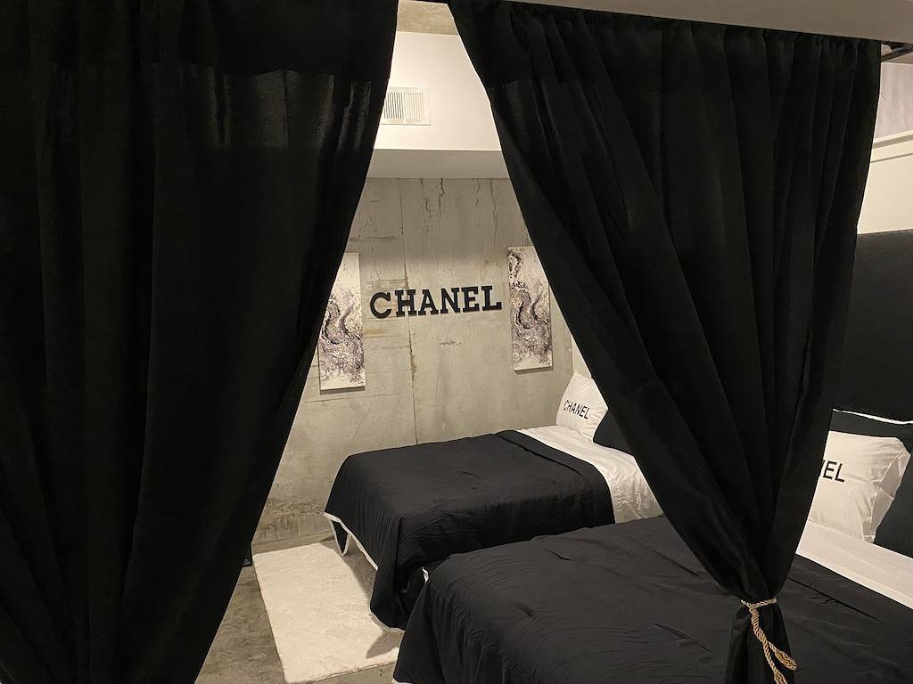 Ganze Wohnung, Luxurious Chanel Condo. Downtown Atl in Atlanta, Fulton County