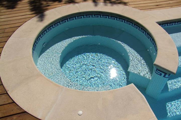 Agriturismo für 8 Personen, mit Garten und Terrasse sowie Whirlpool und Pool in der Provence - 4