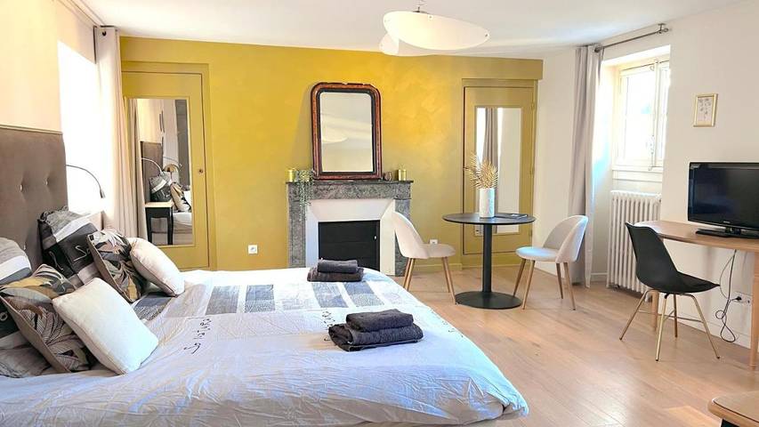 Maison d’hôte pour 2 personnes, avec terrasse et vue