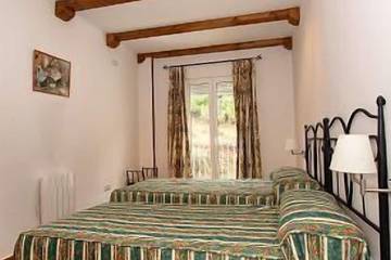 Casa Rural para 12 Personas en Cortes de la Frontera, Provincia de Málaga, Foto 2