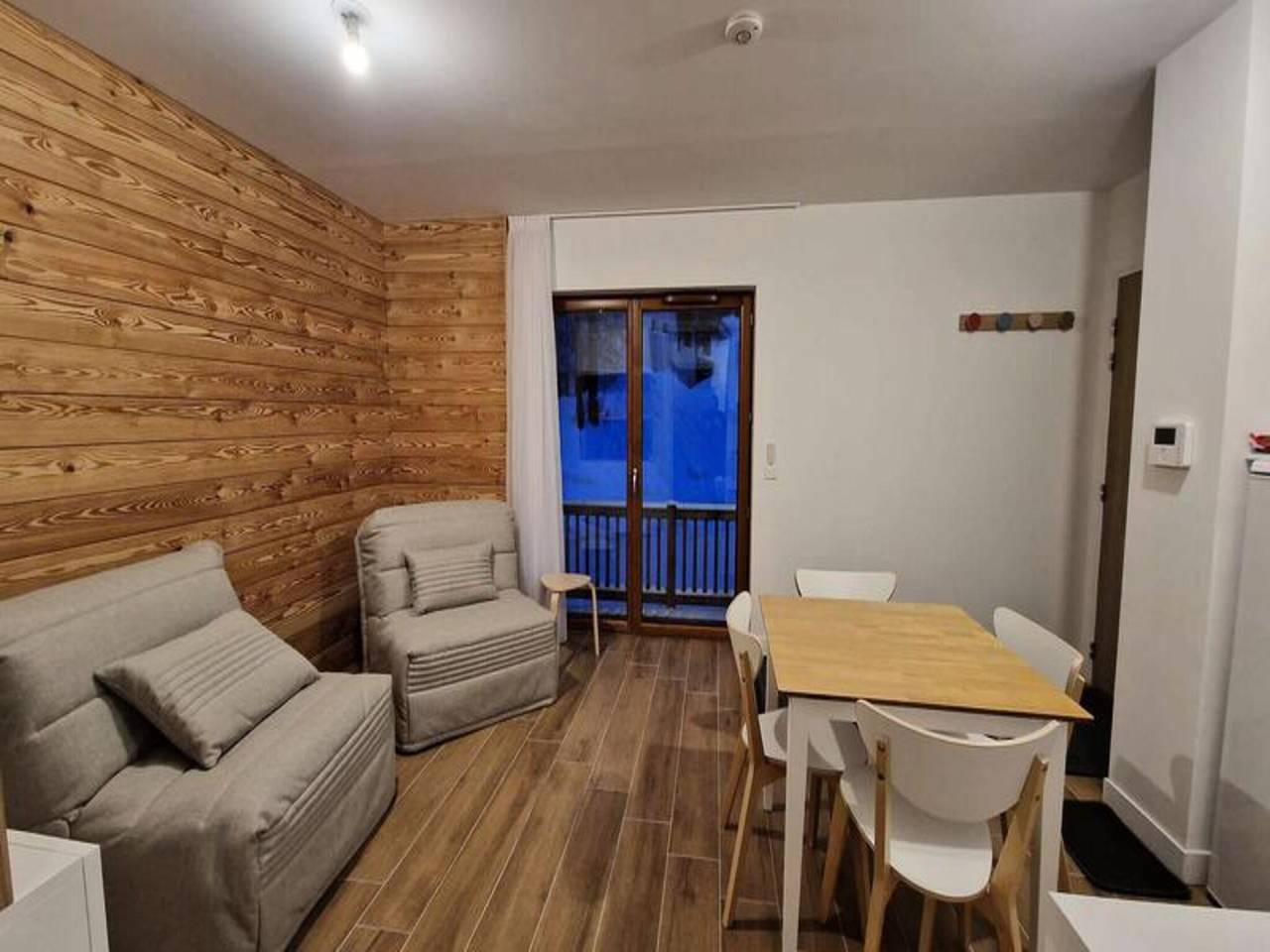 Appartement entier, Appartement à Vars proche des pistes in Vars, Région de Briançon