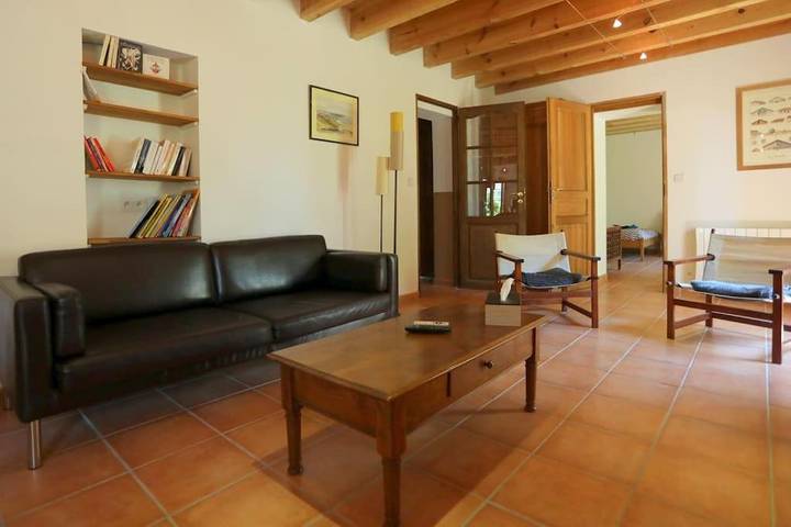 Location de vacances pour 8 personnes, avec jardin à Lugos - 2