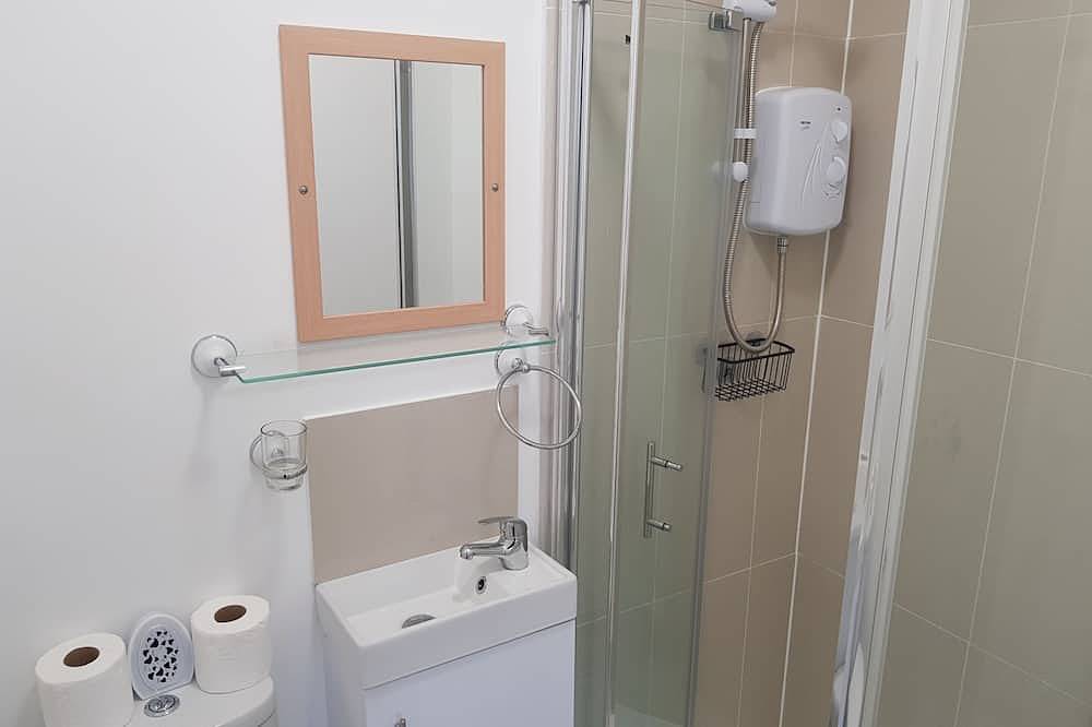 Double-Premium-Sdb privée avec douche-Vue sur Rue-Room 4 in Londres, Angleterre du Sud-Est