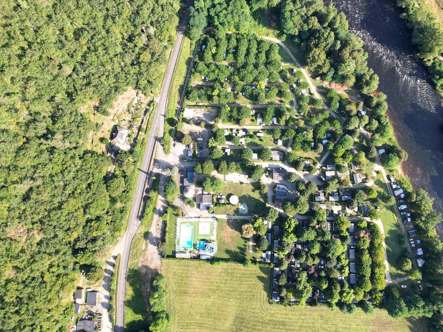 Flower Camping L'Echo du Malpas - Mobilheim 8 personen - Mobil Home Premium 31m² / 3 Zimmer + Tv + Lv + Plancha + Wifi ein Gerät 6/8 Pers. in Monceaux-sur-Dordogne, Tulle und Umgebung