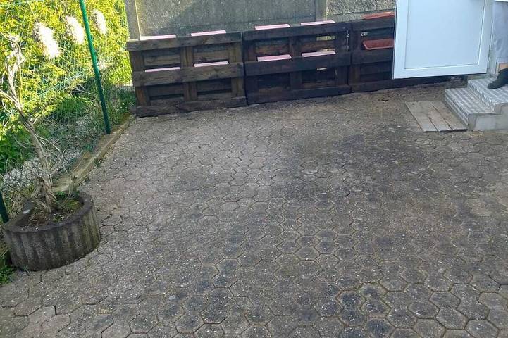 Ganze Wohnung, Tiny apartment in a quiet location near the North Eifel National Park in Heimbach, Rureifel (Nordrhein-westfalen)