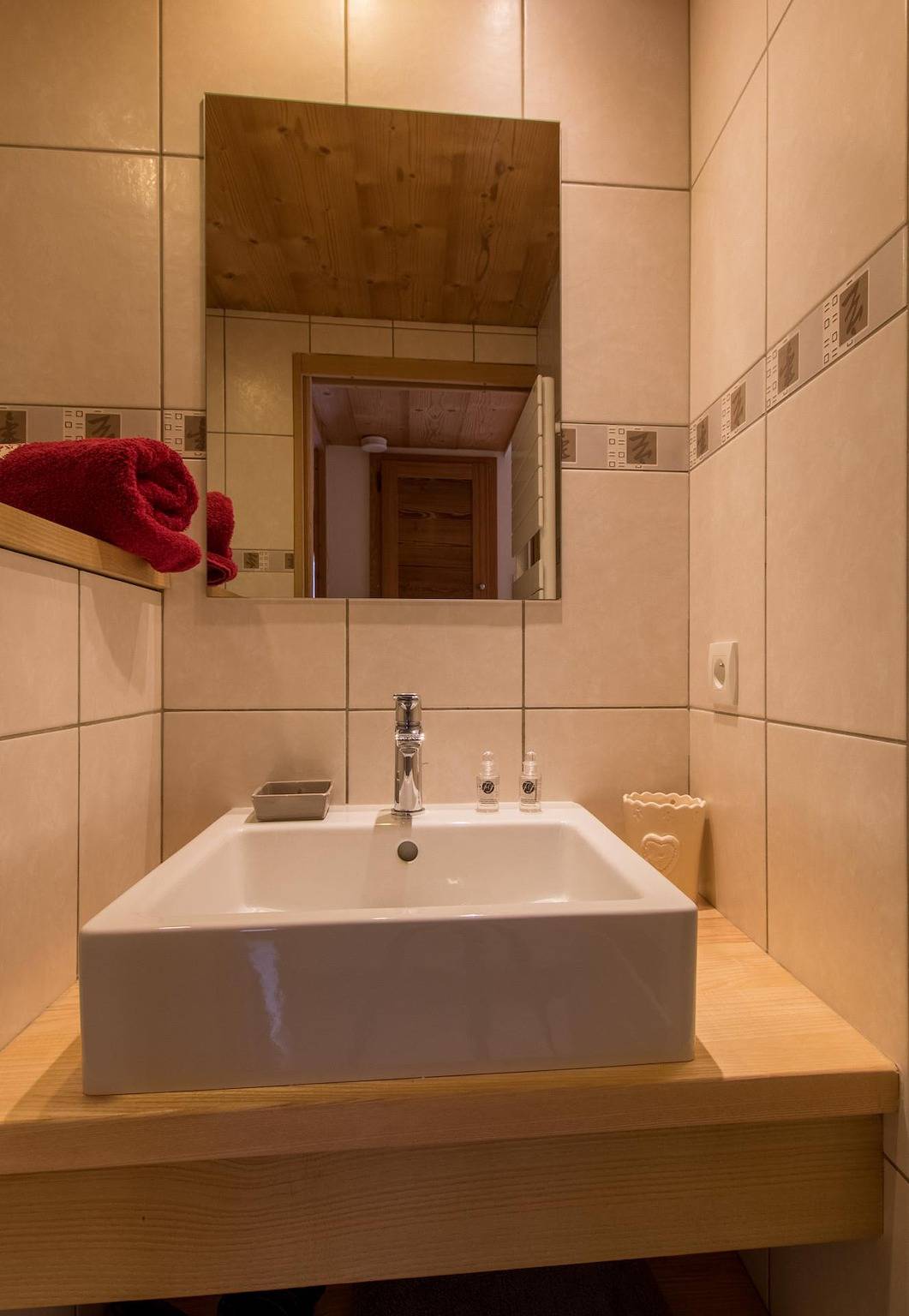 Appartement entier, Chalet le Solaret - Appartement 2 pièces 4 personnes in Chinaillon, Le Grand-Bornand