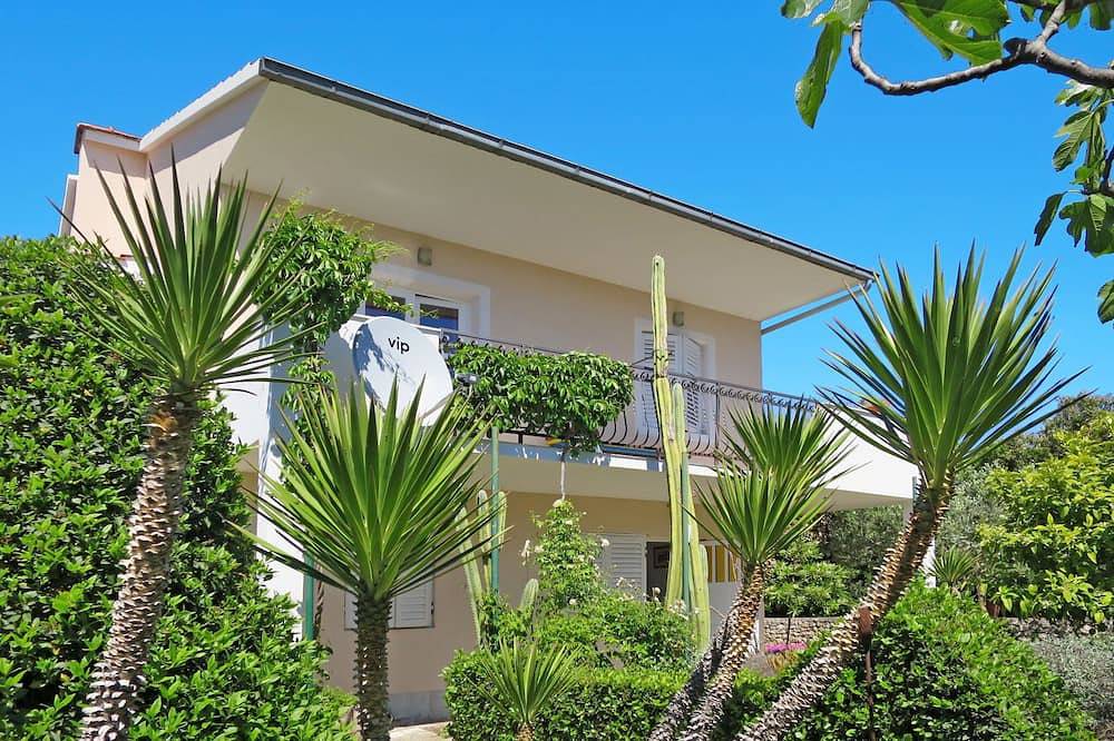 Casa vacanza a Vinisce a partire da 83€ a notte