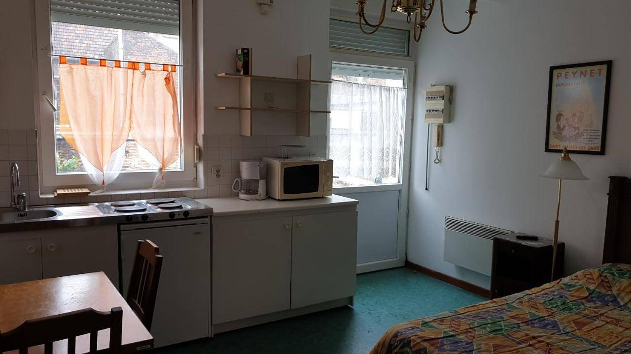 Appartement entier, Studio (2 Adults) in Saint-Amand-les-Eaux, Région de Valenciennes