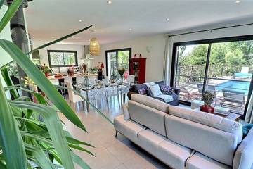 Maison De Vacances pour 7 Personnes dans Aubenas, Ardèche, Photo 2