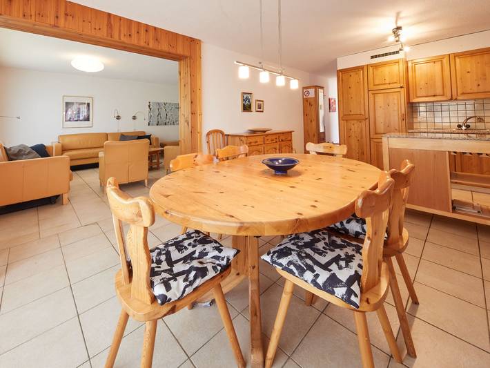 Gîte pour 10 personnes, avec terrasse dans Les Collons - 2