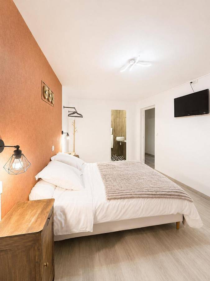 Hôtel pour 2 personnes, avec Vue sur le lac et Vue à Corporation d'étudiants - 3