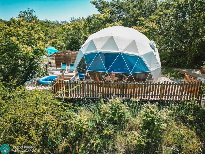 Tente pour 4 personnes, avec jardin et piscine ainsi que jacuzzi et terrasse en Ardèche - 2