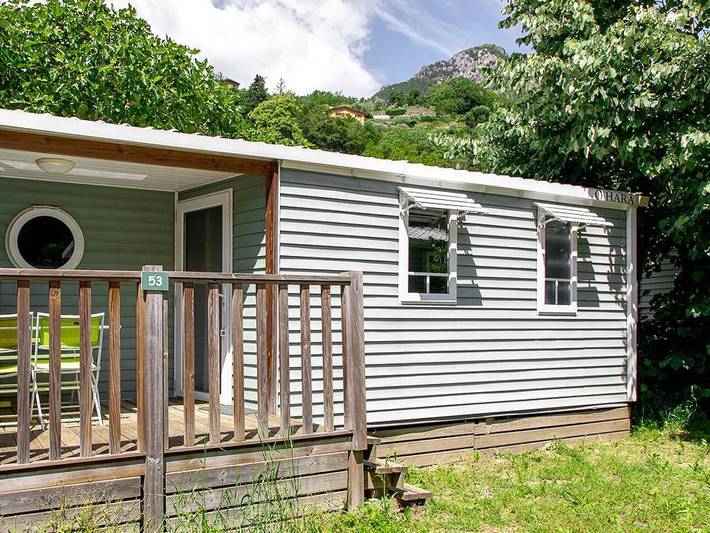 Camping pour 4 personnes, avec terrasse et bassin pour enfant dans les Alpes maritimes - 3