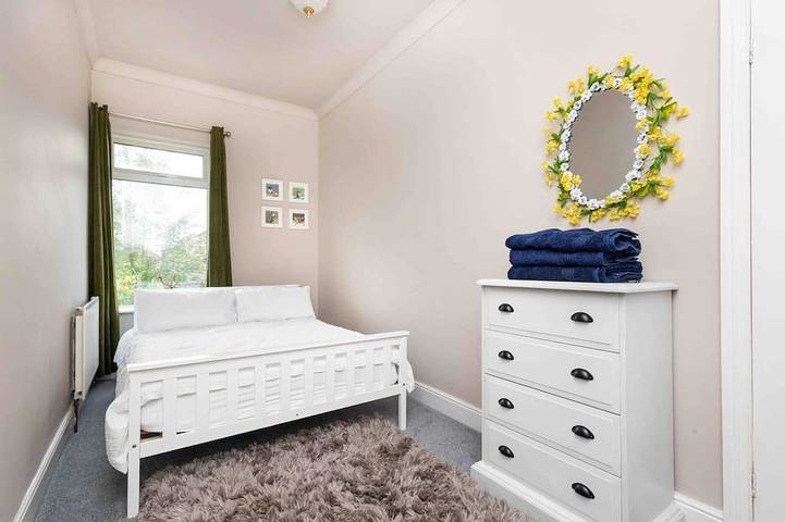 Apartamento entero, Horbury town, walkable to all amenities. in Wakefield, Yorkshire del Oeste