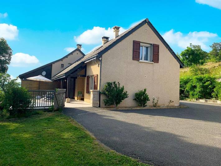 Location de vacances pour 6 personnes, avec vue et jardin dans Pelouse