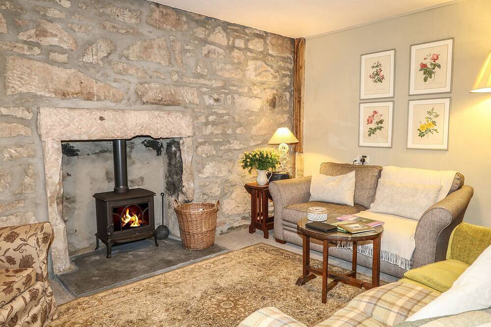 Coorie Doon, family friendly, character holiday cottage in Nairn in Nairn, Highlands
