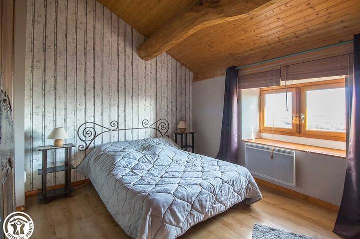 Location de vacances pour 6 personnes, avec jardin et balcon à Mareugheol - 4