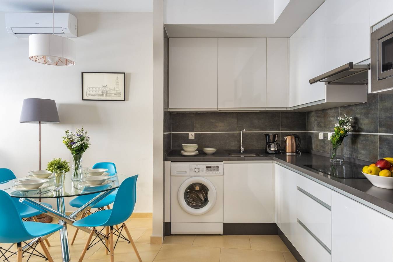 Apartamento céntrico en Sevilla con Wi-Fi, aire acondicionado y opción de parking in Casco Antiguo, Sevilla