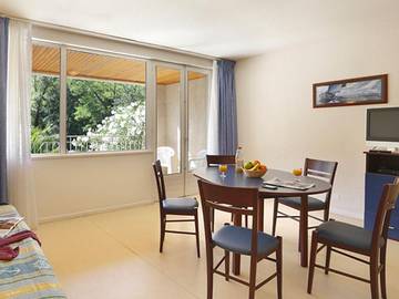 Camping per 6 Persone in Vallon-Pont-d'Arc, Ardèche, Foto 1