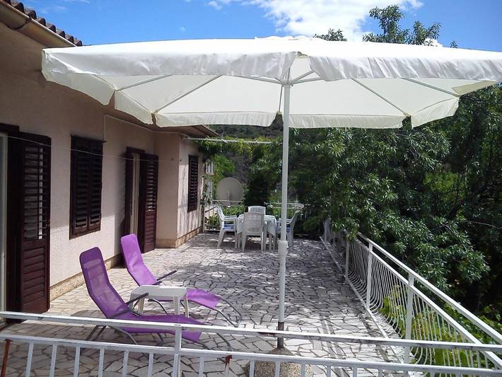 Ferienwohnung für 6 Personen, mit Ausblick und Garten - 1