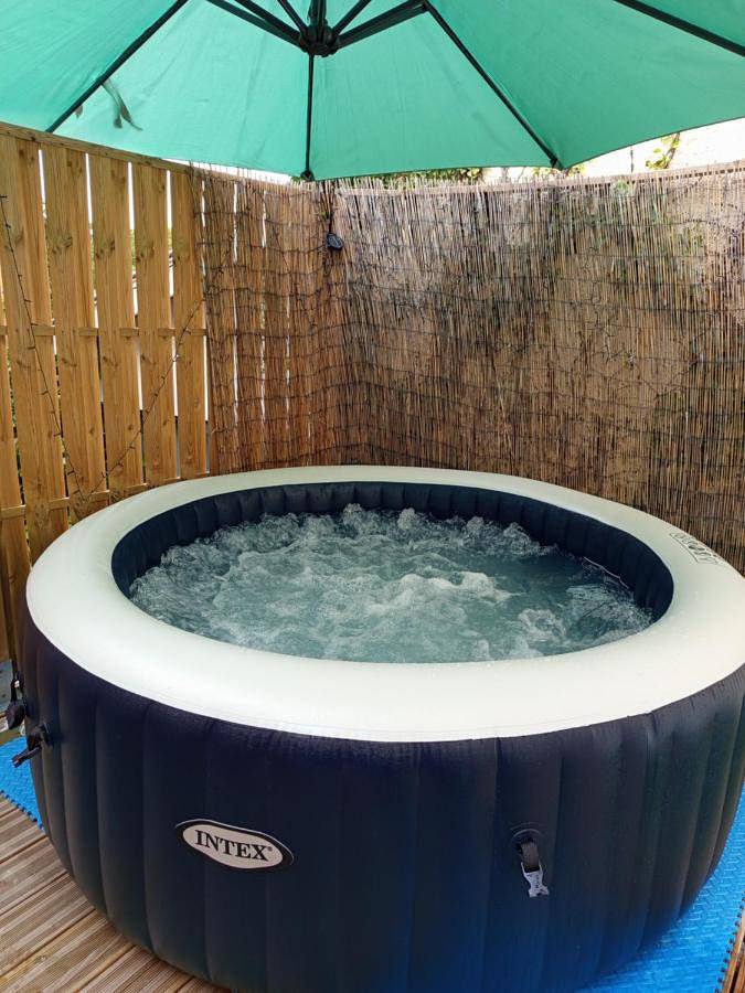 Gîte pour 4 personnes, avec Balcon et Jacuzzi ainsi que Terrasse et Jardin à Cransac - 2
