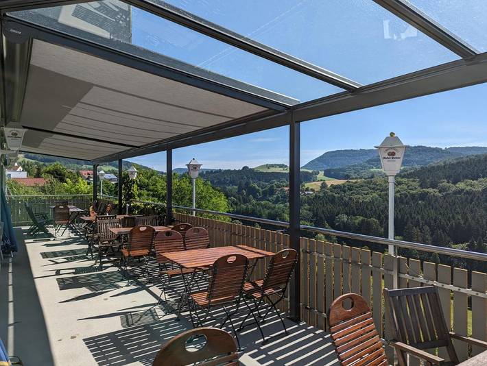 Hotel, mit Terrasse und Garten sowie Ausblick in Waldstetten