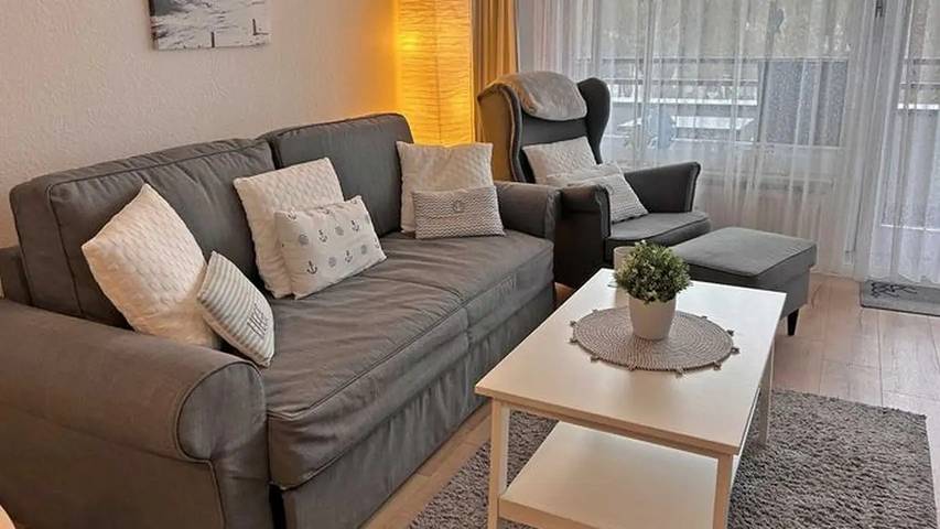 Ferienwohnung für 4 Personen, mit Balkon in der Eckernförder Bucht
