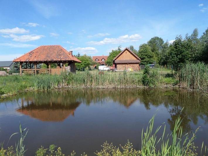 Zakwaterowanie u rodziny goszczącej dla 2 osób, z Taras i Ogród oraz Basen i Widok w Mrągowo