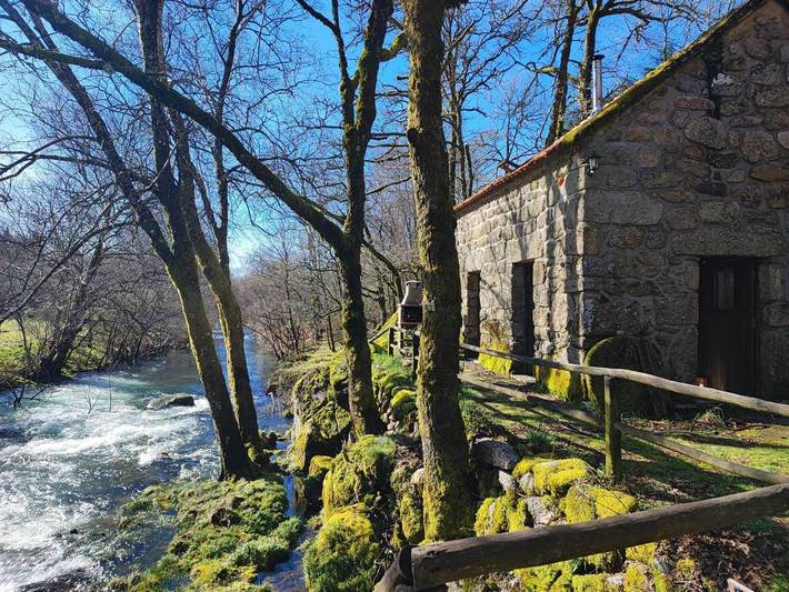 Gîte pour 4 personnes, avec vue et jardin, animaux acceptés à Castro Laboreiro - 2