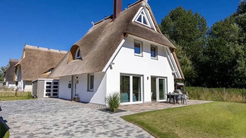 Ferienhaus für 8 Personen, mit Whirlpool und Garten in Neubukow-Salzhaff