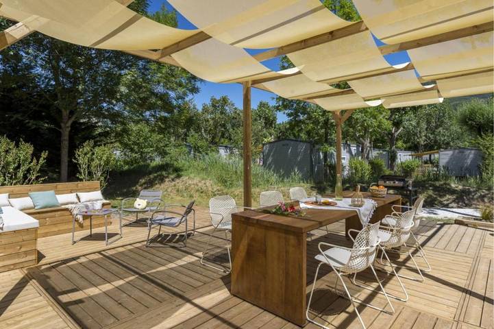 Camping pour 10 personnes, avec jardin et piscine à Castellane - 4