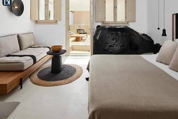 Holiday Apartment for 3 People in Firostefani, Thera, Photo 3