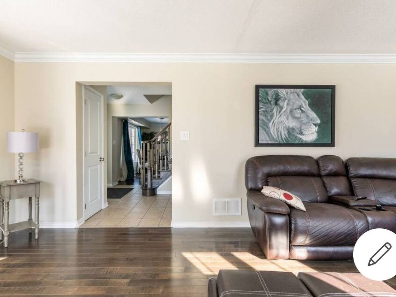 Mannys Place in Ottawa, Ontario