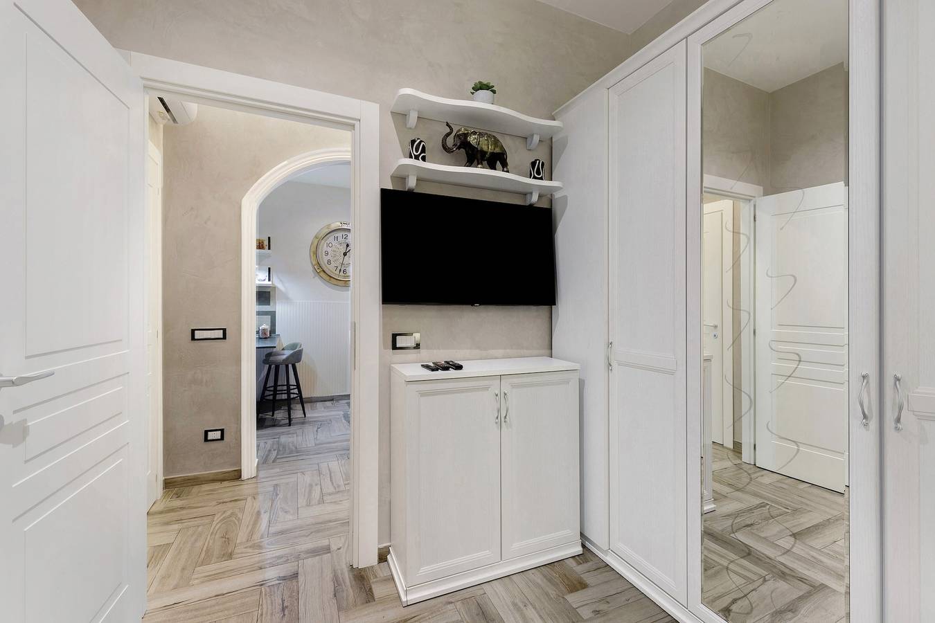 Geheel appartement, Appartement 'Carpegna Suite 92' met Uitzicht op de Bergen, Wi-Fi en Airconditioning in Rome, Provincie Rome
