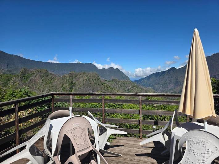 Maison d’hôte pour 2 personnes, avec terrasse et vue à Cilaos - 3