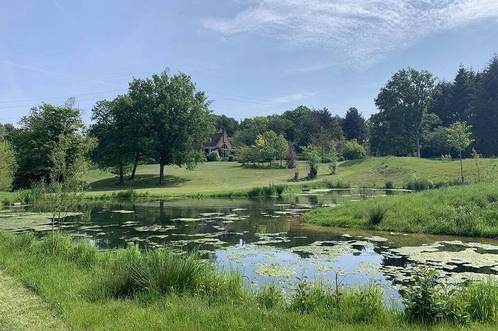 Location de vacances pour 9 personnes, avec Terrasse et Jardin à Ittre (Belgique)