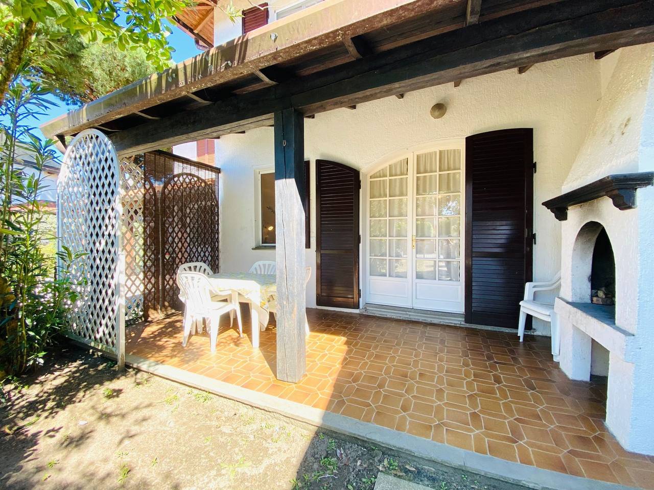 Vier-Zimmer-Villa, 2 Bäder, 2 Gärten, 2 Klima in Provincia de Ferrara