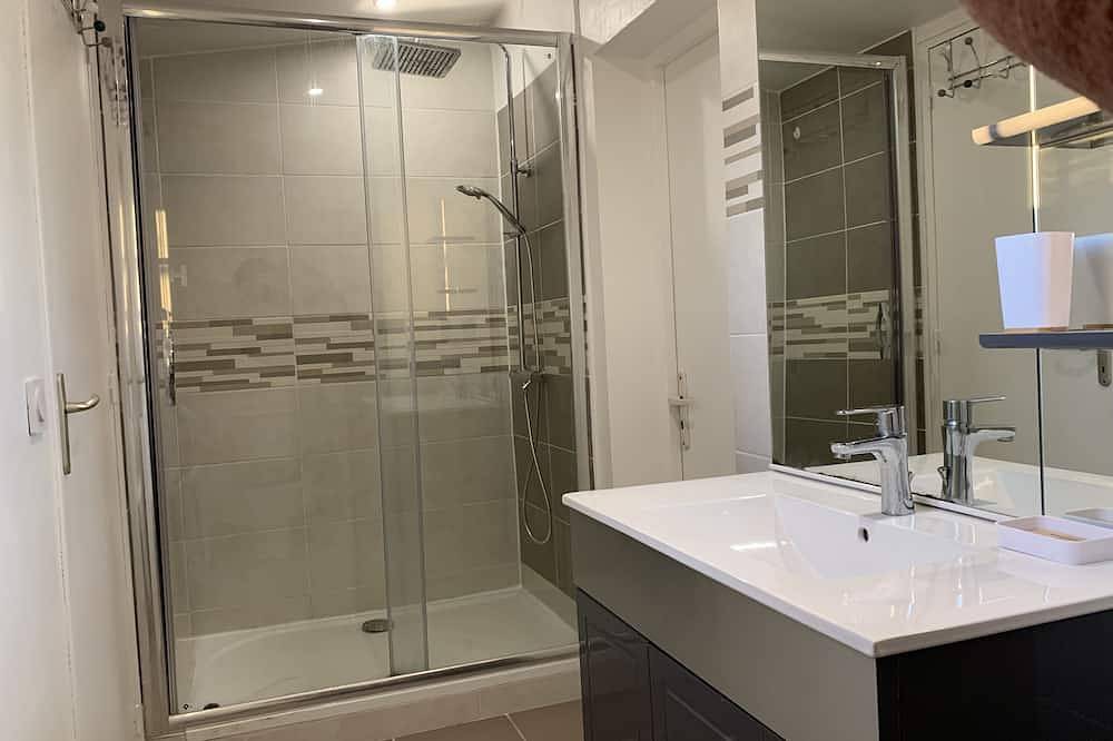 Provencal Mazet 5 minutes from Isle sur la Sorgue - Private parking in Le Thor, Vaucluse