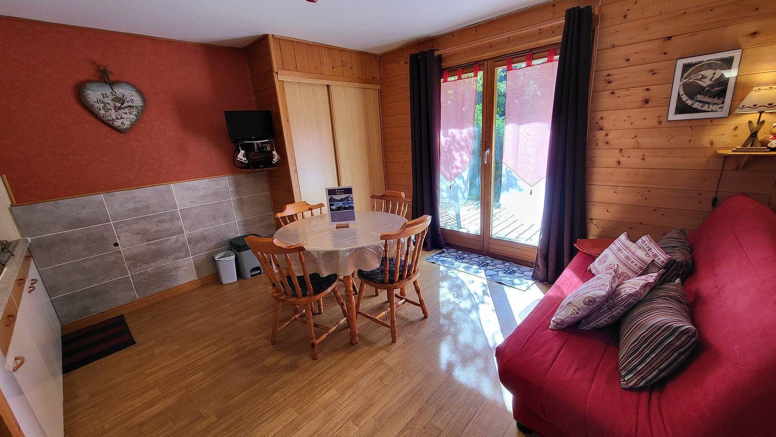 Ganze Wohnung, Chalet Woody Wood - 2-Zimmer-Appartment für 4 Personen (1) in La Tania, La Perrière