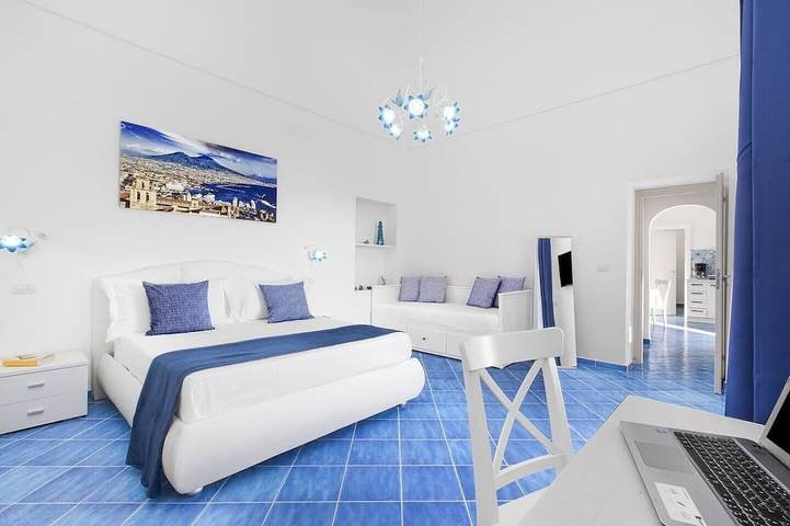 BlueVista Home - Terrace Jacuzzi/Hot Tub in Positano, Sorrento Coast