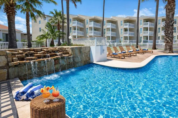 Casa de vacaciones para 8 personas, con piscina además de vistas y balcón - 1